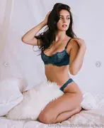 camilla araujo face lingerie