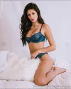 camilla araujo face topless