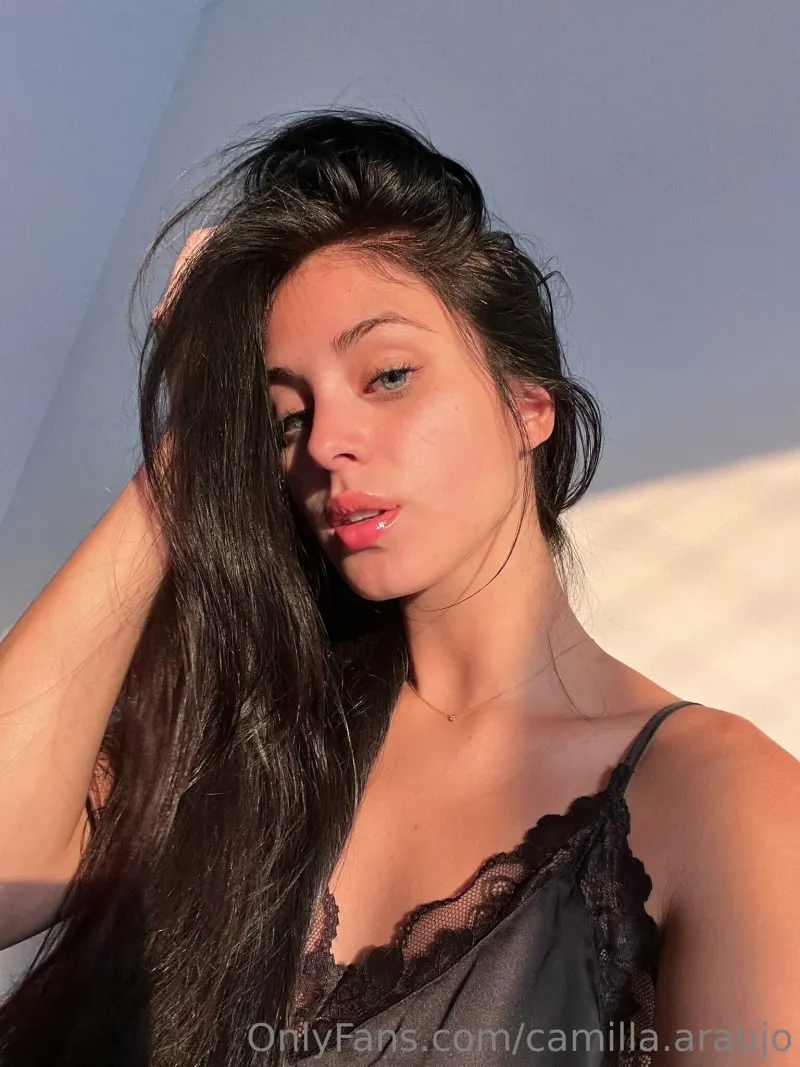 camilla araujo posing face lingerie
