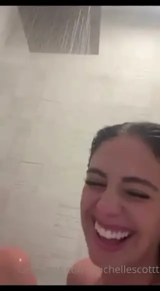 camilla-araujo-posing-ass-nude-4